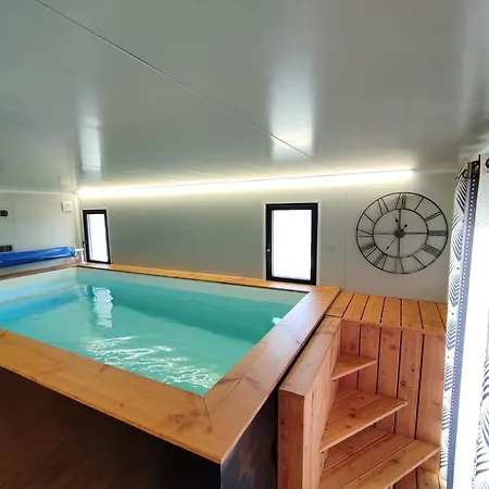 シャレー Tiny Mirador A La Ferme Treves